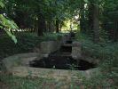 Osek: vodní kaskády v opatské zahradě