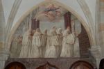 Osek: freska s procesím mnichů v křížové chodbě